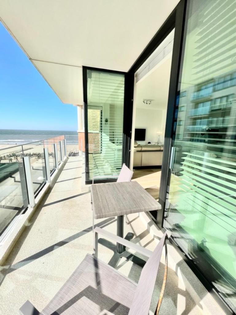 Luxury Suite Koksijde 310 - Adults Only エクステリア 写真